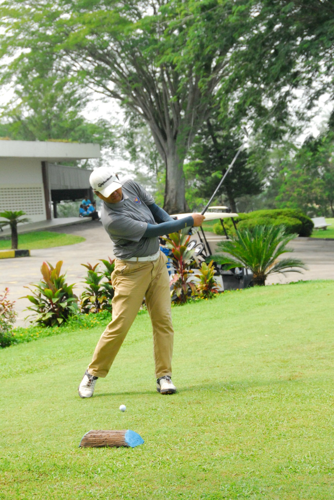 PRO15 157 GOLF DSC 0514.JPG